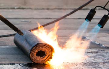 Praze An Beeble asphalt flat roofing repairs